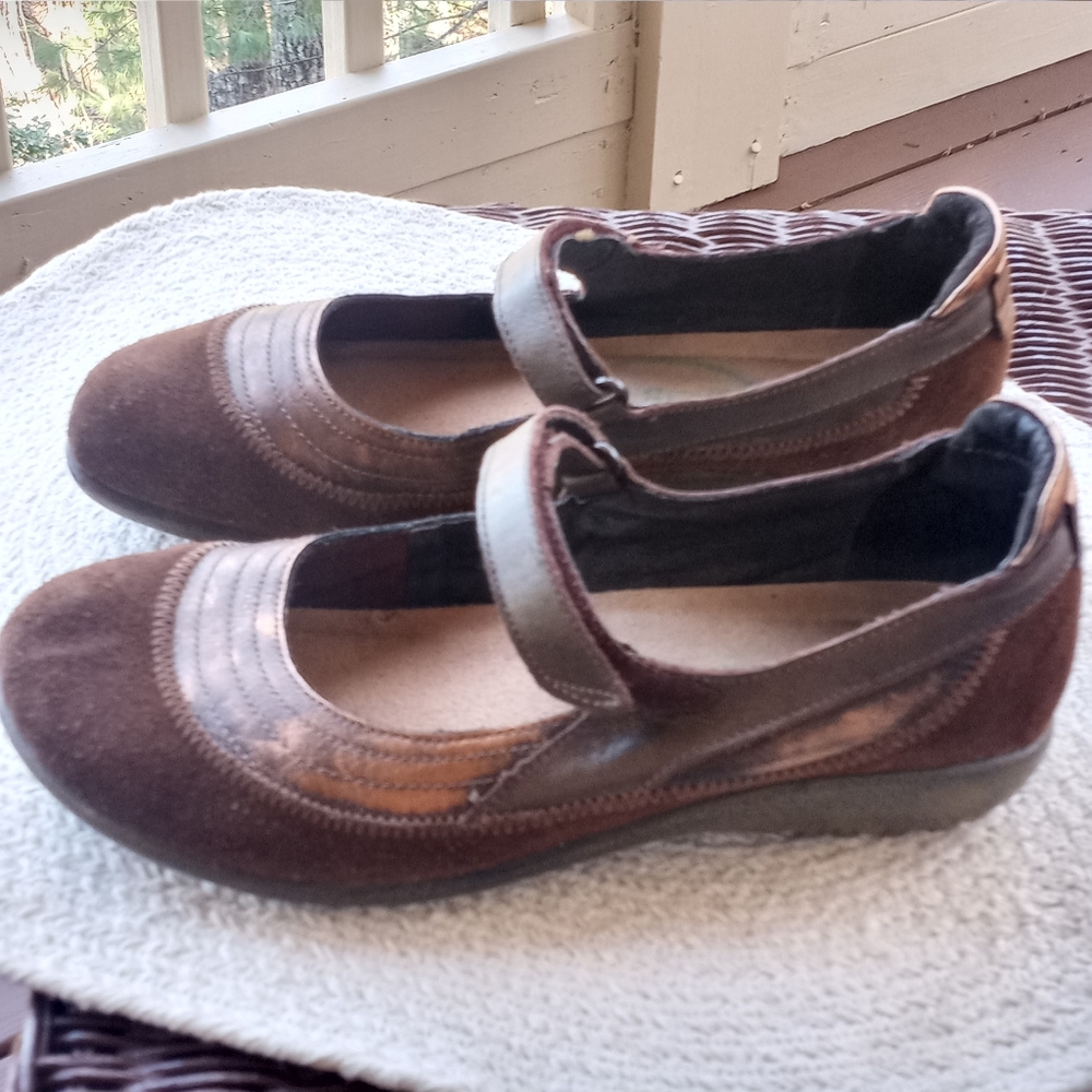 Naot Leather Kirei Mary Janes - Picture 9 of 15